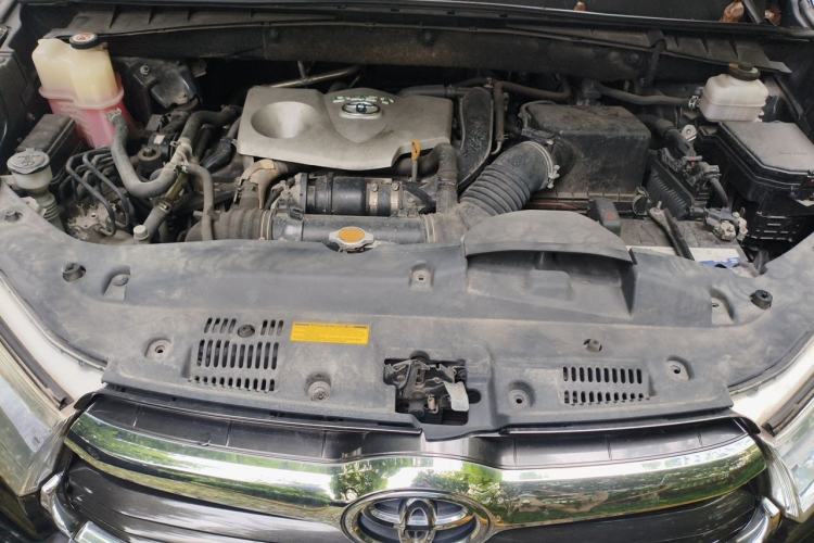 Used Toyota Highlander 2015 2.0T Four-Wheel Drive Luxury Edition 7-Seater Engine Bay