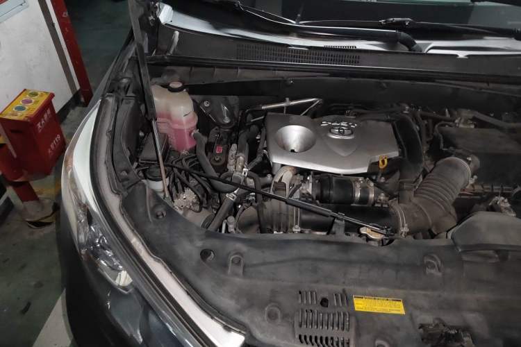 Used Toyota Highlander 2015 2.0T Four-Wheel Drive Ultimate Edition 7-Seater Engine Bay Right