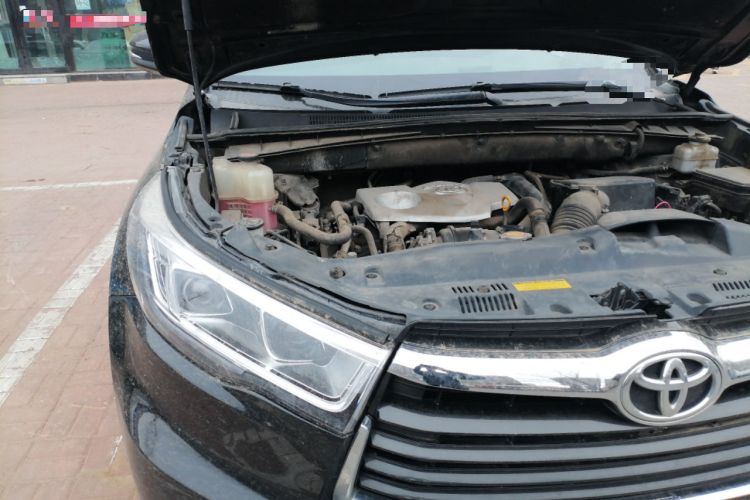 Used Toyota Highlander 2015 2.0T Two-Wheel Drive Luxury Edition 7 Seats Engine Bay Right