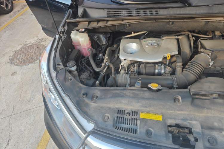 Used Toyota Highlander 2015 2.0T Four-Wheel Drive Elite Edition 7-Seater Engine Bay Right