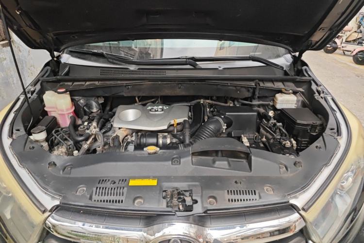 Used Toyota Highlander 2015 2.0T Four-Wheel Drive Luxury Edition 7-Seater Engine Bay