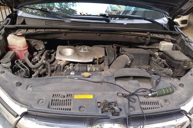 Used Toyota Highlander 2015 2.0T Four-Wheel Drive Ultimate Edition 7-Seater Engine Bay