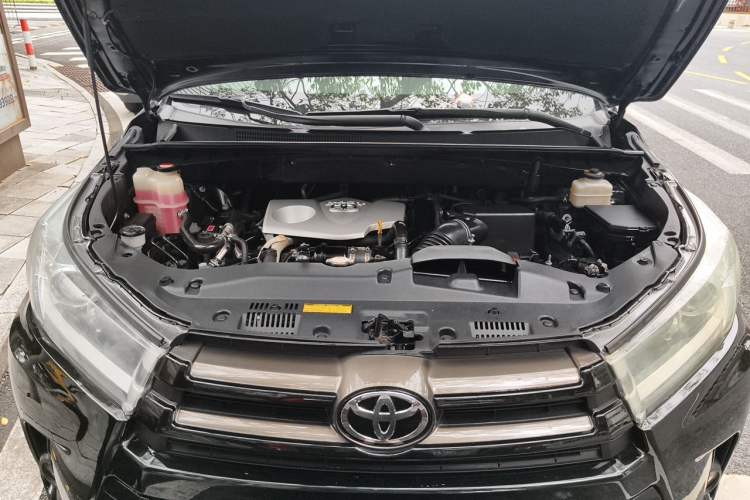 Used Toyota Highlander 2015 2.0T Four-Wheel Drive Elite Edition 7-Seater Engine Bay