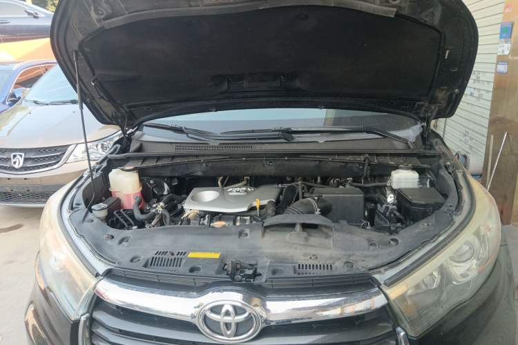 Used Toyota Highlander 2015 2.0T Four-Wheel Drive Elite Edition 7-Seater Engine Bay