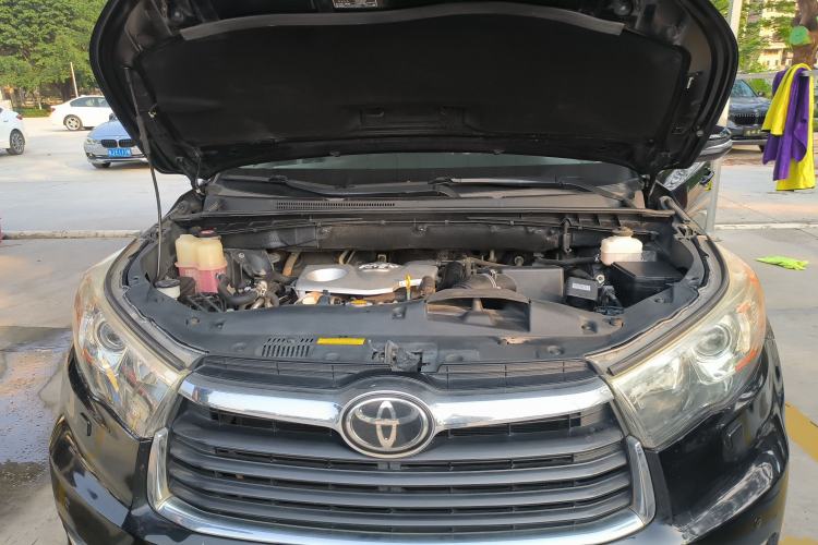 Used Toyota Highlander 2015 2.0T Four-Wheel Drive Ultimate Edition 7-Seater Engine Bay
