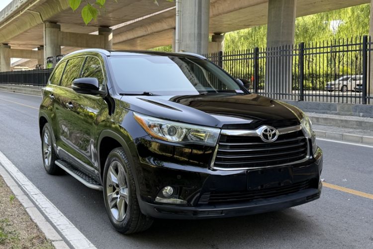 Used Toyota Highlander 2015 2.0T Four-Wheel Drive Luxury Edition 7-Seater Exterior 1