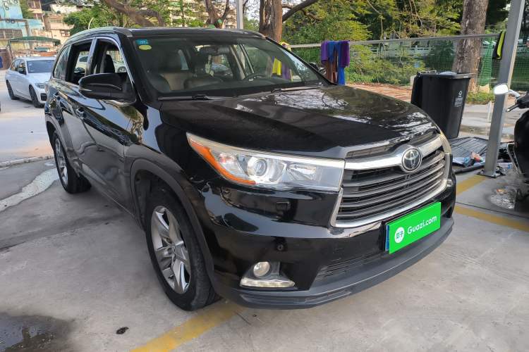 Used Toyota Highlander 2015 2.0T Four-Wheel Drive Ultimate Edition 7-Seater Exterior 1