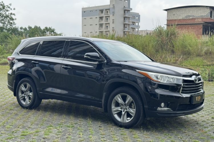 Used Toyota Highlander 2015 2.0T Four-Wheel Drive Luxury Edition 7-Seater Exterior 2