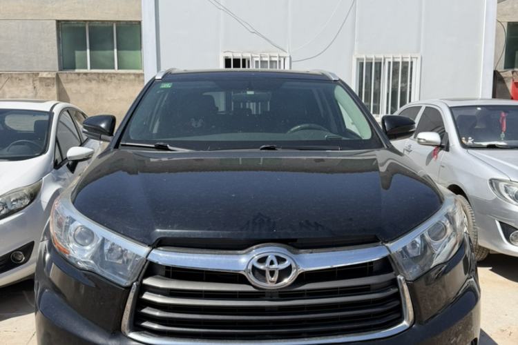 Used Toyota Highlander 2015 2.0T Four-Wheel Drive Luxury Edition 7-Seater Exterior 2