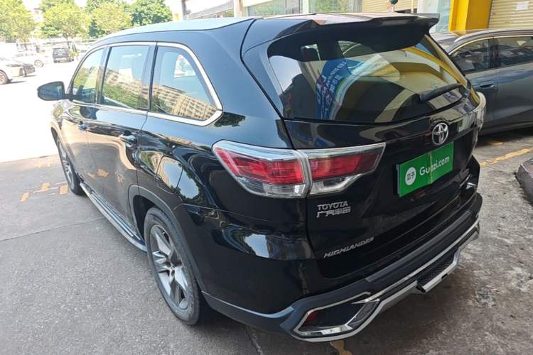 Used Toyota Highlander 2015 2.0T Four-Wheel Drive Luxury Edition 7-Seater Exterior 2