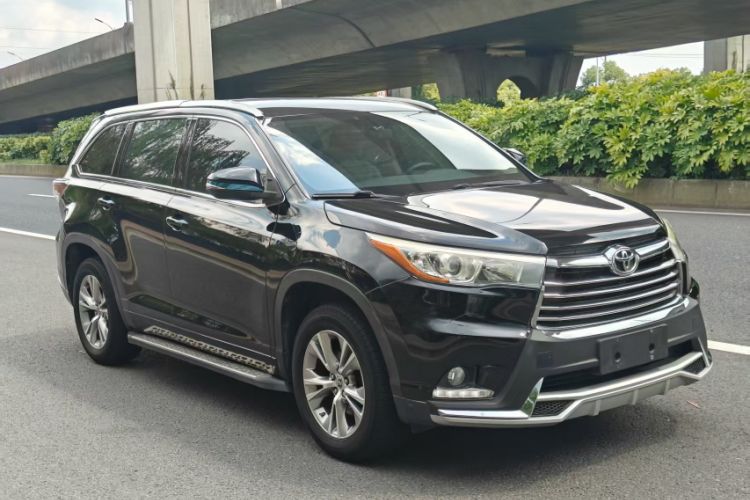 Used Toyota Highlander 2015 2.0T Two-Wheel Drive Elite Edition 7 Seats Exterior 3