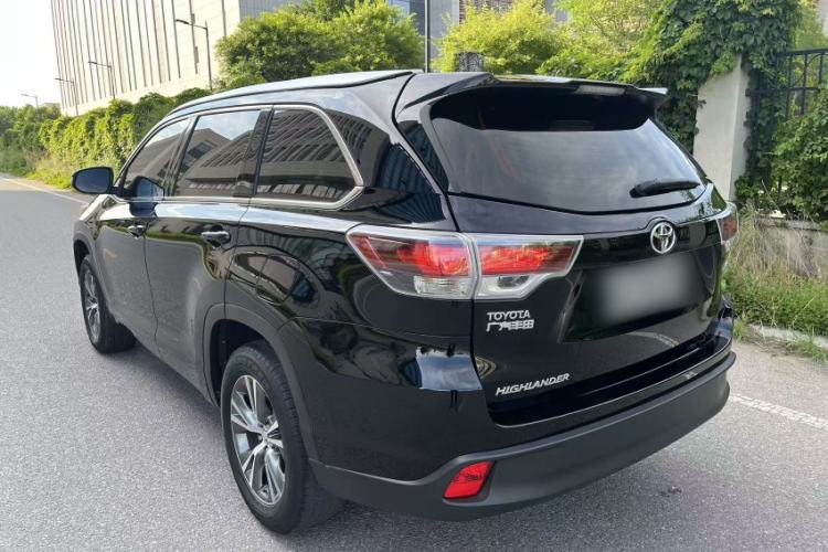 Used Toyota Highlander 2015 2.0T Two-Wheel Drive Elite Edition 5 Seats Exterior 3