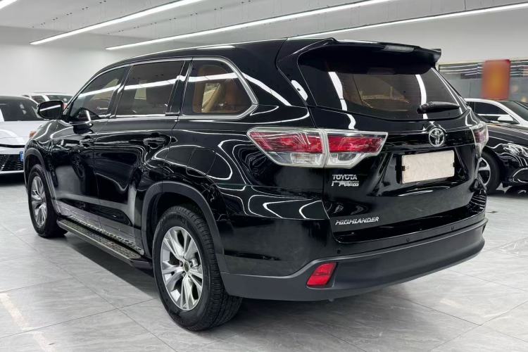 Used Toyota Highlander 2015 2.0T Two-Wheel Drive Elite Edition 7 Seats Exterior 3