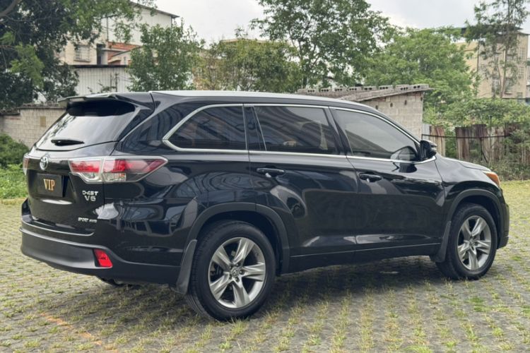 Used Toyota Highlander 2015 2.0T Four-Wheel Drive Luxury Edition 7-Seater Exterior 3