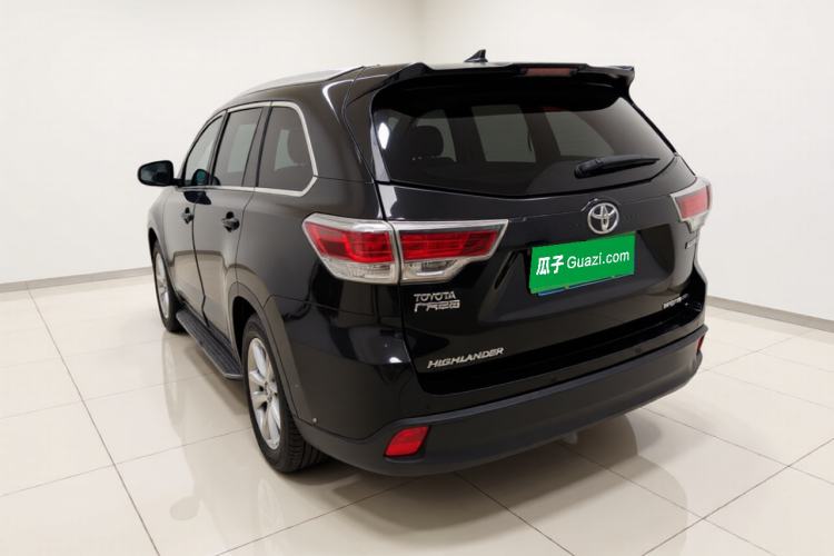 Used Toyota Highlander 2015 2.0T Four-Wheel Drive Luxury Navigation Version with 7 Seats Exterior 3
