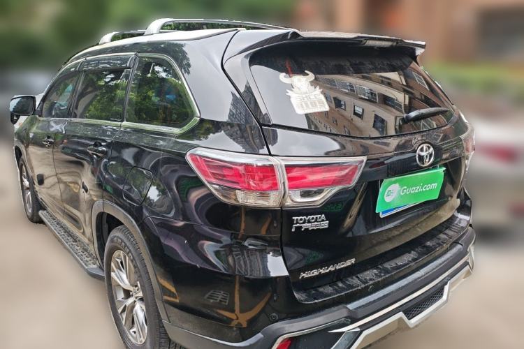 Used Toyota Highlander 2015 2.0T Two-Wheel Drive Elite Edition 7 Seats Exterior 3