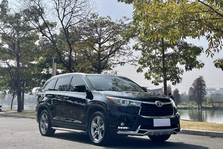 Used Toyota Highlander 2015 2.0T Four-Wheel Drive Luxury Edition 7-Seater Exterior 5
