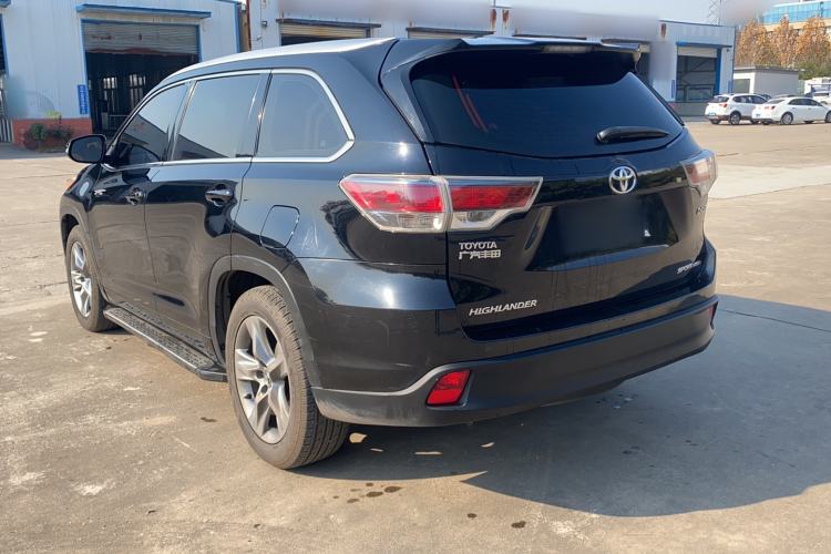 Used Toyota Highlander 2015 2.0T Four-Wheel Drive Luxury Edition 7-Seater Exterior 5