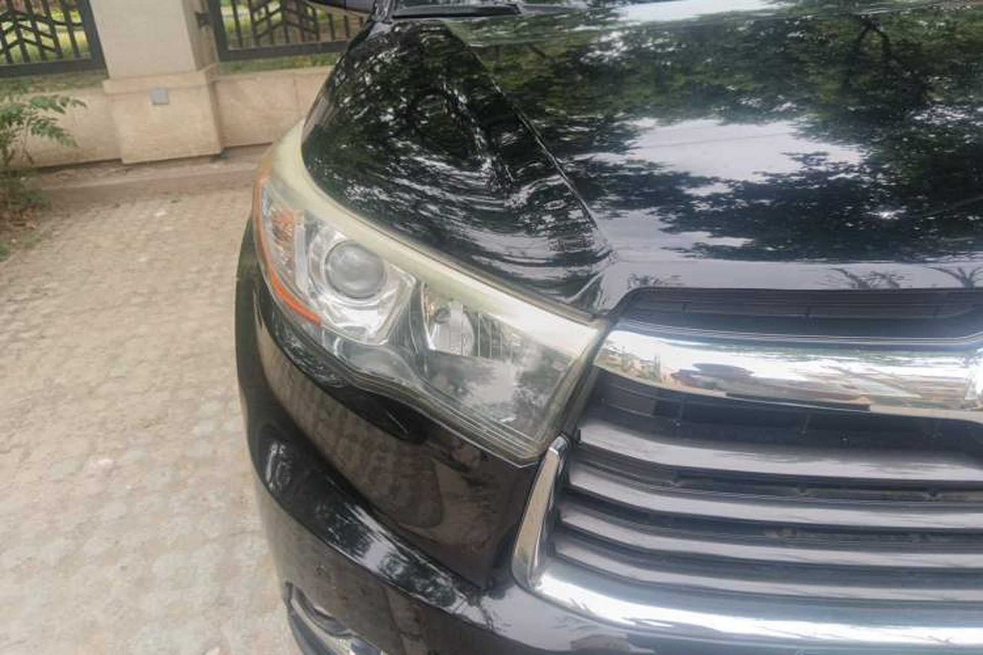 Used Toyota Highlander 2015 2.0T Four-Wheel Drive Luxury Navigation Version with 7 Seats Exterior 6