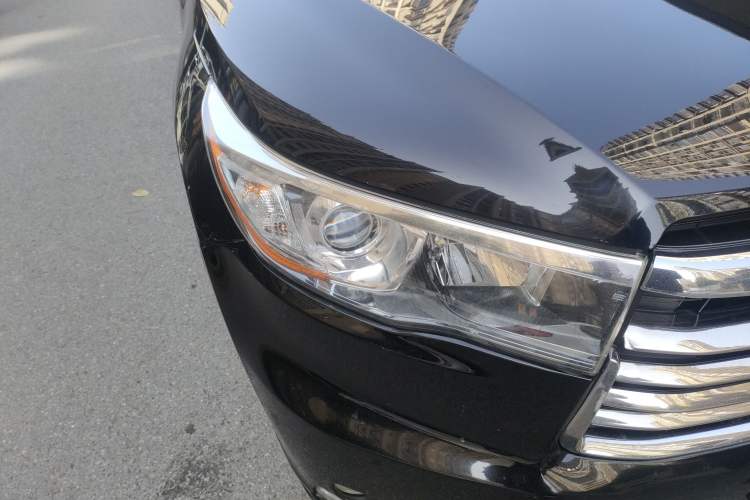 Used Toyota Highlander 2015 2.0T Four-Wheel Drive Luxury Edition 7-Seater Exterior 6