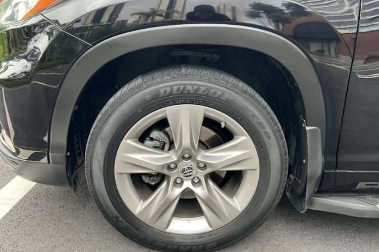 Used Toyota Highlander 2015 2.0T Four-Wheel Drive Luxury Edition 7-Seater Exterior 6