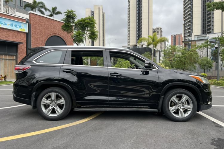 Used Toyota Highlander 2015 2.0T Four-Wheel Drive Luxury Edition 7-Seater Exterior 7