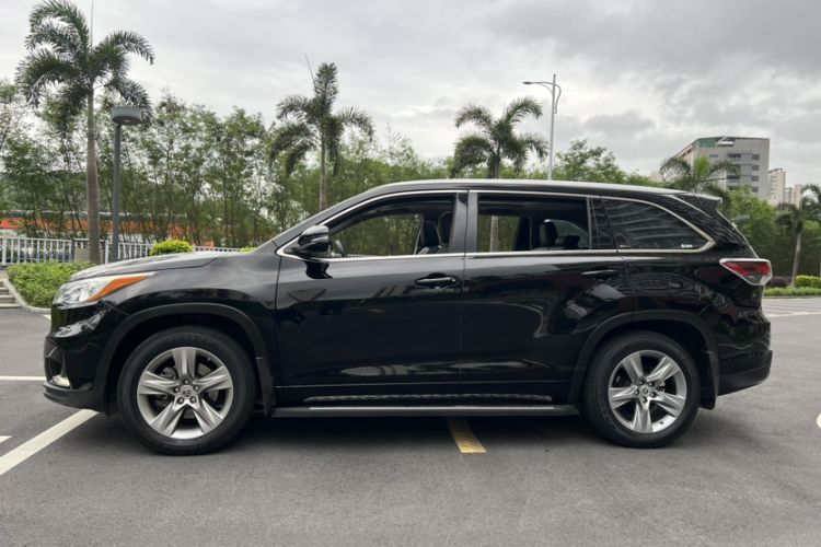 Used Toyota Highlander 2015 2.0T Four-Wheel Drive Luxury Edition 7-Seater Exterior 9
