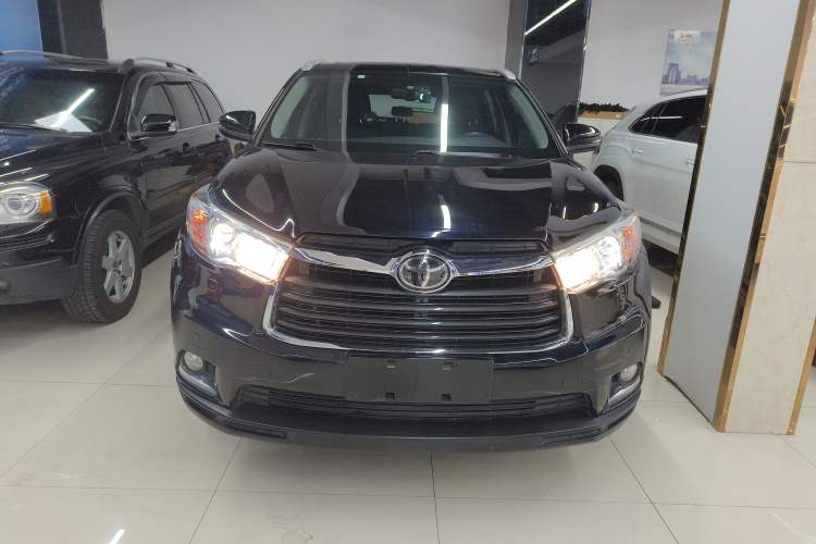 Used Toyota Highlander 2015 2.0T Four-Wheel Drive Ultimate Edition 7-Seater Front