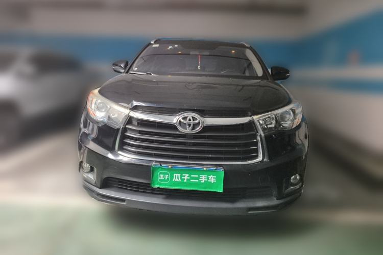 Used Toyota Highlander 2015 2.0T Two-Wheel Drive Luxury Edition 7 Seats Front