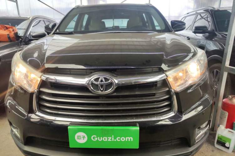 Used Toyota Highlander 2015 2.0T Four-Wheel Drive Luxury Edition 7-Seater Front