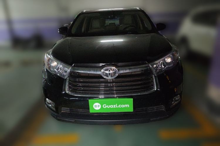 Used Toyota Highlander 2015 2.0T Two-Wheel Drive Luxury Edition 7 Seats Front
