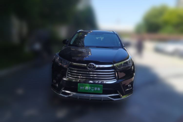 Used Toyota Highlander 2015 2.0T Two-Wheel Drive Luxury Edition 7 Seats Front