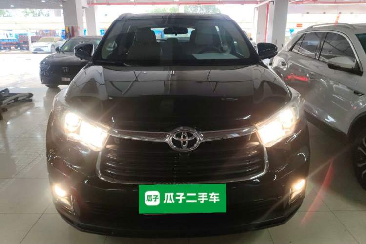 Used Toyota Highlander 2015 2.0T Four-Wheel Drive Luxury Edition 7-Seater Front