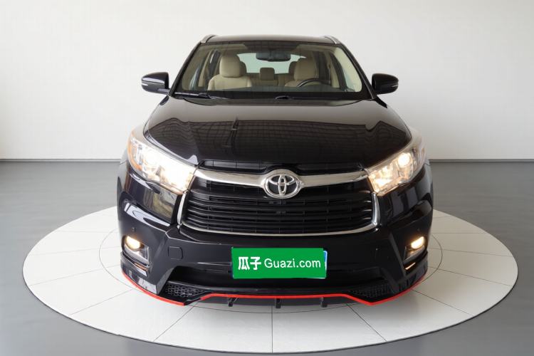 Used Toyota Highlander 2015 2.0T Two-Wheel Drive Luxury Edition 7 Seats Front