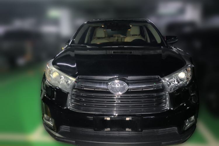 Used Toyota Highlander 2015 2.0T Four-Wheel Drive Luxury Edition 7-Seater Front