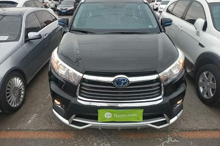 Used Toyota Highlander 2015 2.0T Four-Wheel Drive Elite Edition 7-Seater Front