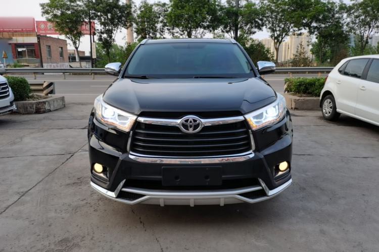Used Toyota Highlander 2015 2.0T Four-Wheel Drive Luxury Edition 7-Seater Front