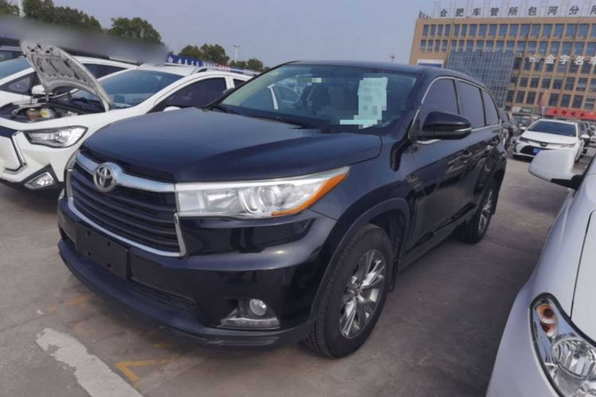 Used Toyota Highlander 2015 2.0T Two-Wheel Drive Elite Edition 5 Seats Front Left 45 Deg
