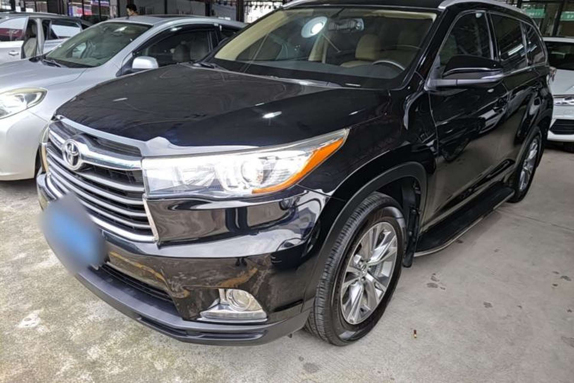 Used Toyota Highlander 2015 2.0T Four-Wheel Drive Elite Edition 7-Seater Front Left 45 Deg