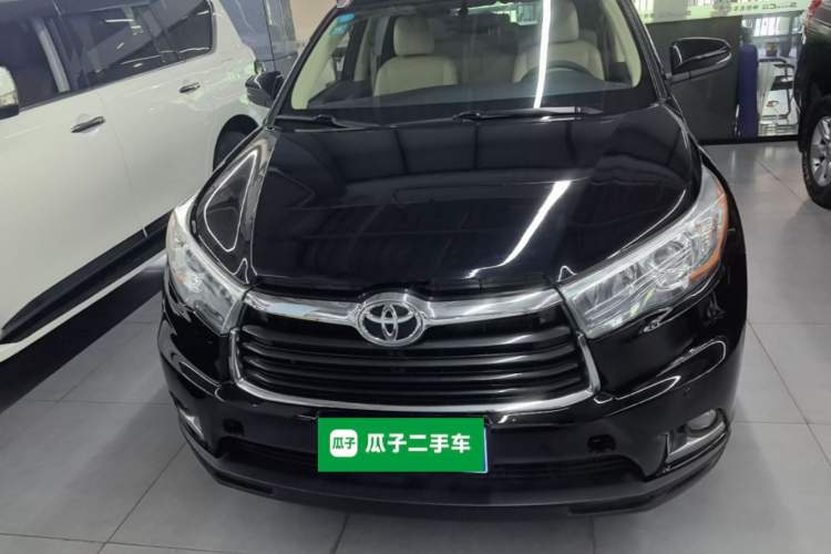 Used Toyota Highlander 2015 2.0T Four-Wheel Drive Luxury Edition 7-Seater Front
