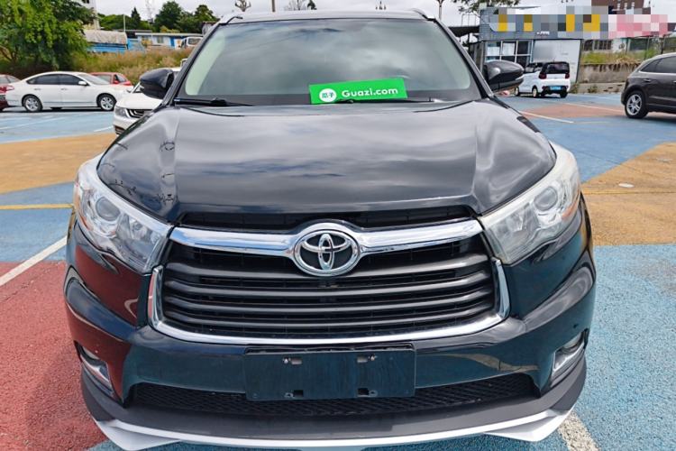 Used Toyota Highlander 2015 2.0T Two-Wheel Drive Elite Edition 7 Seats Front