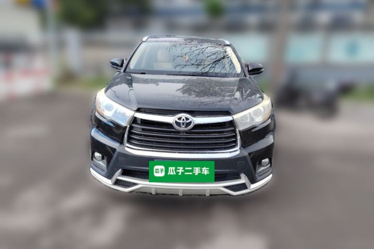 Used Toyota Highlander 2015 2.0T Two-Wheel Drive Luxury Edition 7 Seats Front