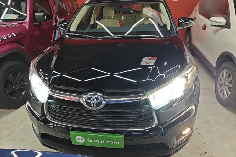 Used Toyota Highlander 2015 2.0T Four-Wheel Drive Luxury Edition 7-Seater Front
