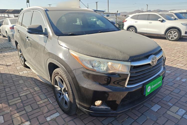 Used Toyota Highlander 2015 2.0T Four-Wheel Drive Ultimate Edition 7-Seater Front Right 45 Deg