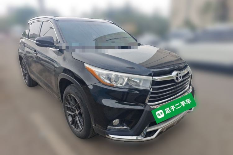 Used Toyota Highlander 2015 2.0T Two-Wheel Drive Elite Edition 7 Seats Front Right 45 Deg