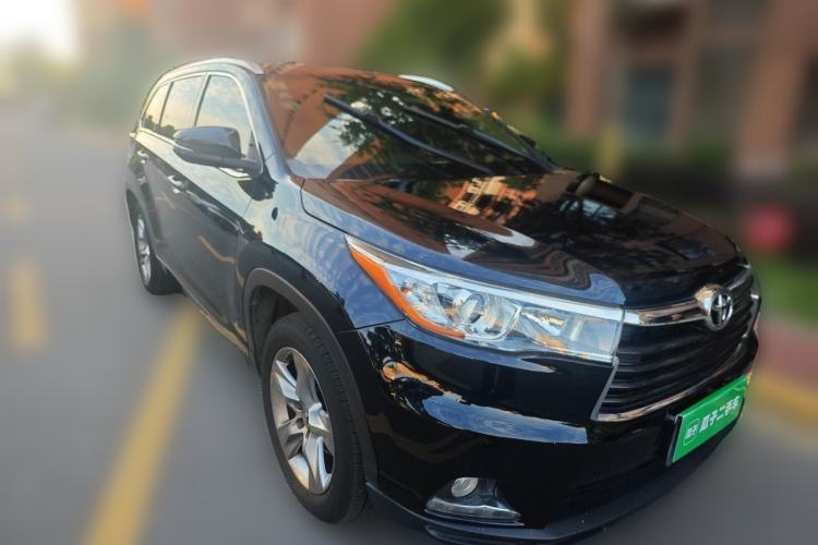 Used Toyota Highlander 2015 2.0T Four-Wheel Drive Luxury Edition 7-Seater Front Right 45 Deg