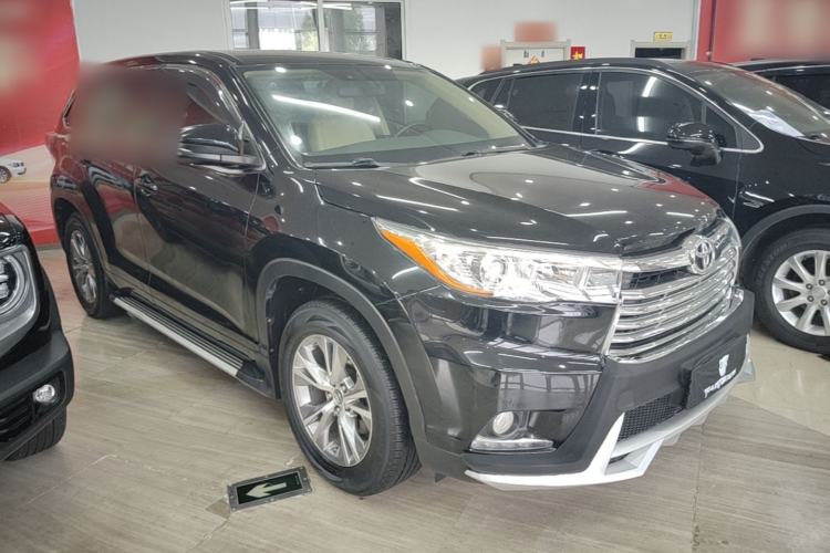 Used Toyota Highlander 2015 2.0T Four-Wheel Drive Elite Edition 7-Seater Front Right 45 Deg