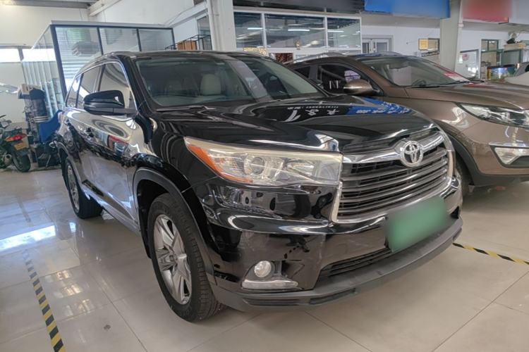 Used Toyota Highlander 2015 2.0T Four-Wheel Drive Luxury Edition 7-Seater Front Right 45 Deg