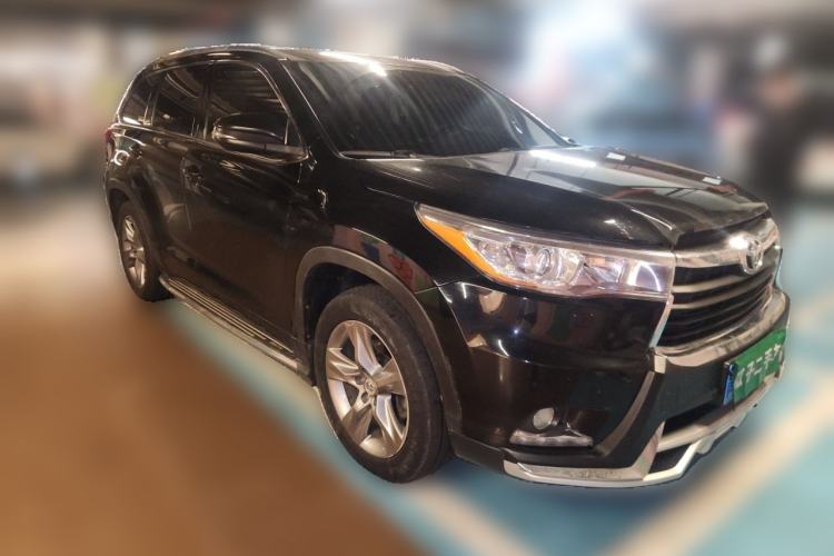 Used Toyota Highlander 2015 2.0T Four-Wheel Drive Ultimate Edition 7-Seater Front Right 45 Deg