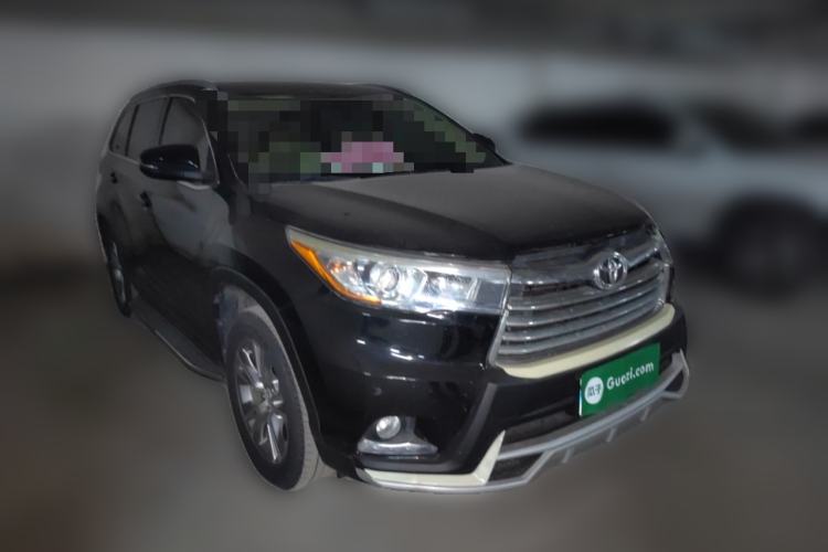 Used Toyota Highlander 2015 2.0T Two-Wheel Drive Elite Edition 7 Seats Front Right 45 Deg